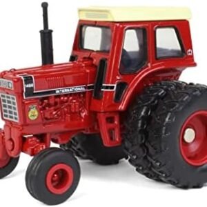 ERTL 1/64 International Harvester 1466 Black Stripe Wide Front with FFA Logo